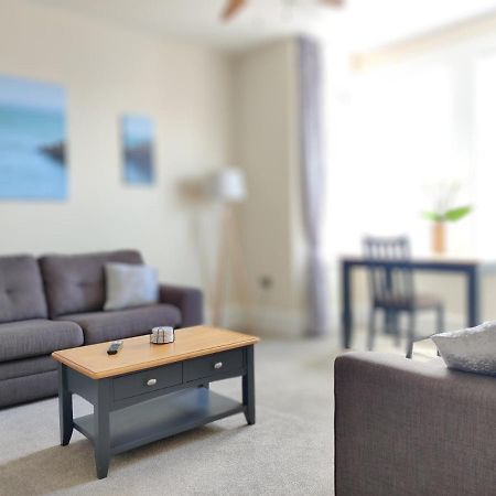 Escape To The Coast In A Luxurious Private Apartment Herne Bay Ngoại thất bức ảnh