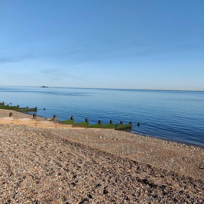 Escape To The Coast In A Luxurious Private Apartment Herne Bay Ngoại thất bức ảnh