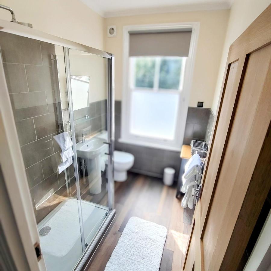 Escape To The Coast In A Luxurious Private Apartment Herne Bay Ngoại thất bức ảnh